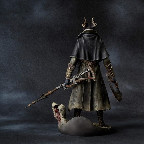 Hunter (Bloodborne) Figure